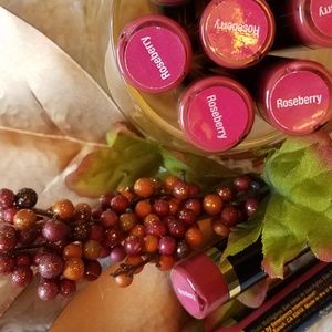 SEALED cool matte rosey pink Roseberry LipSense